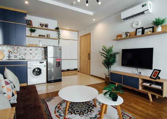 Apartment House & 1-5 Mins Access