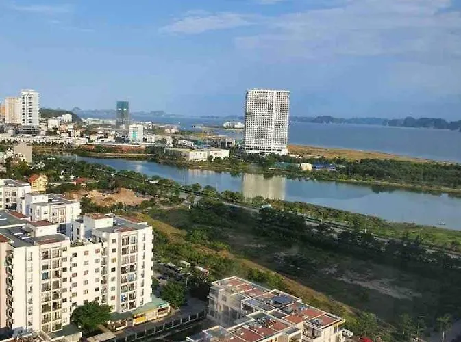 House & 1-5 Mins Access Apartment *