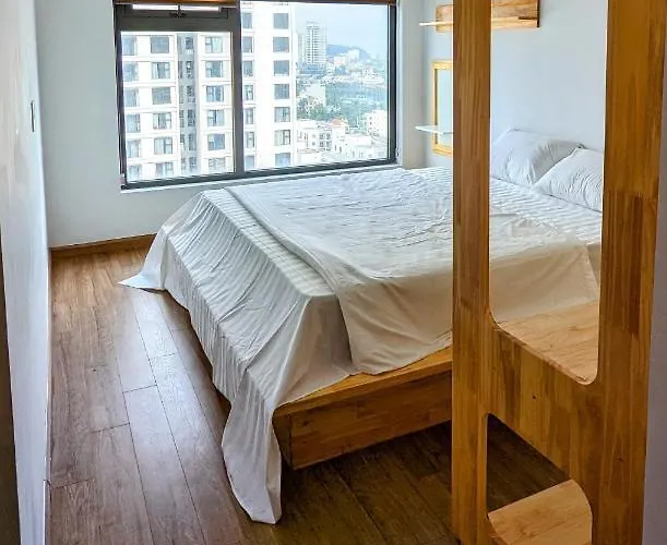 House & 1-5 Mins Access * Hạ Long