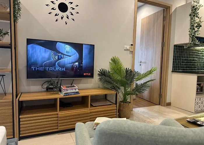 House & 1-5 Mins Access