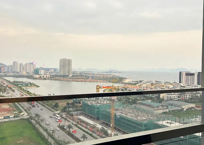 House & 1-5 Mins Access Apartment *